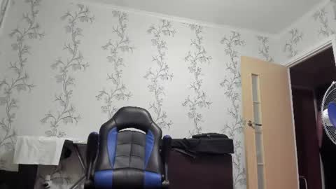 Snapshot of vano_822 chatting on 06.24.26 vano_822 online show from 06.24.26