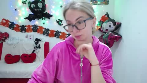 Vasilisa online show from 10.20.25