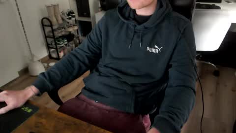 Vaslo online show from 12.21.25