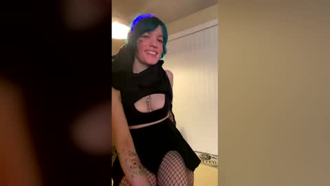 Snapshot of vaultslut111 chatting on 02.06.26 Vault Slut 111 online show from 02.06.26