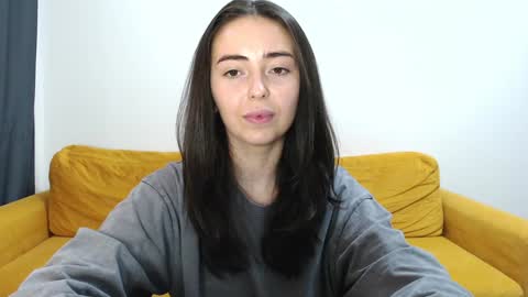 Snapshot of vebeseliza chatting on 12.19.24 Liza online show from 12.19.24