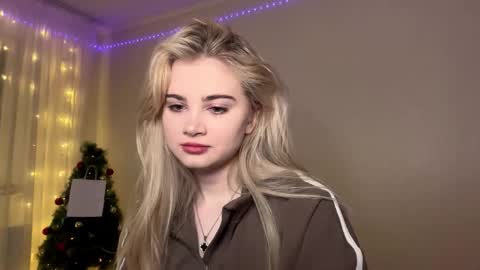 Monika online show from 01.13.26