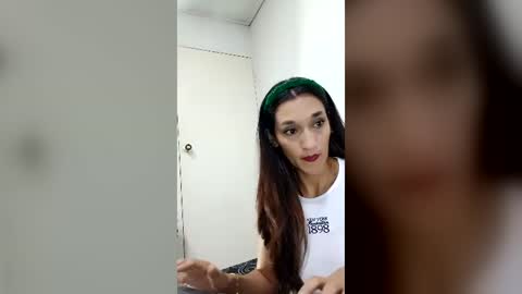 Snapshot of veelvetxxx chatting on 07.13.26 Velveet online show from 07.13.26