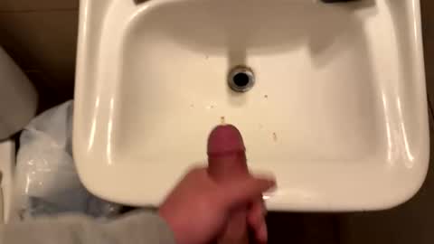 Snapshot of veinyy chatting on 11.16.25 veinyy online show from 11.16.25