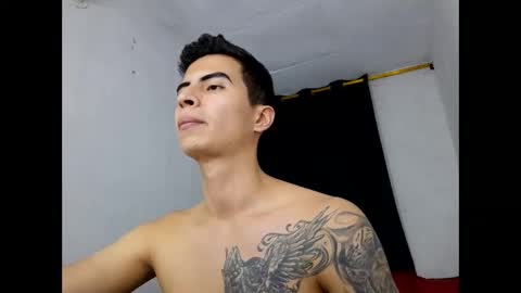 velk_hot1 online show from 01.22.25