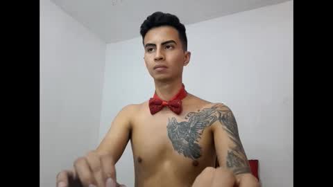 velk_hot1 online show from 02.24.25