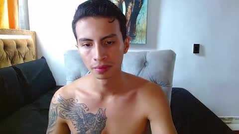 velk_hot1 online show from 03.26.26