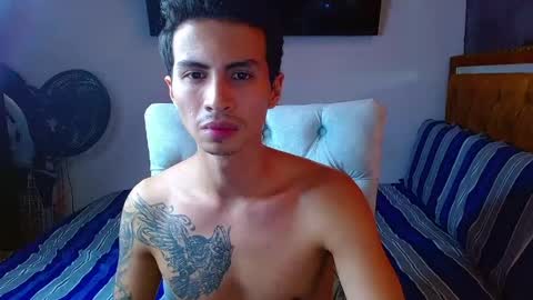 velk_hot1 online show from 04.18.26