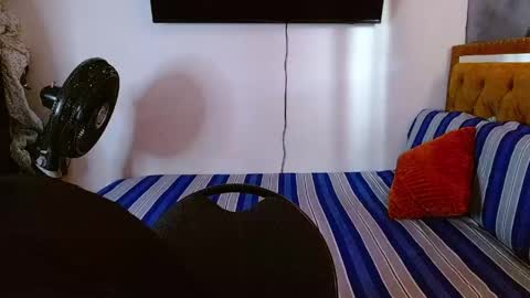 velk_hot1 online show from 06.03.26