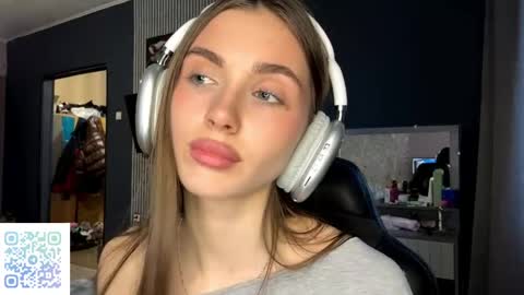 Nia online show from 03.26.26