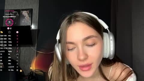 Nia online show from 04.09.26