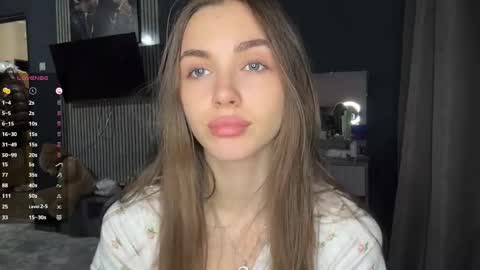 Nia online show from 04.19.26