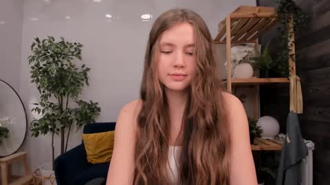 velvet_cherry online show from 02.06.25