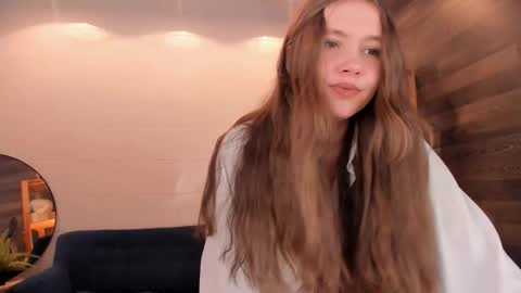 velvet_cherry online show from 11.19.25