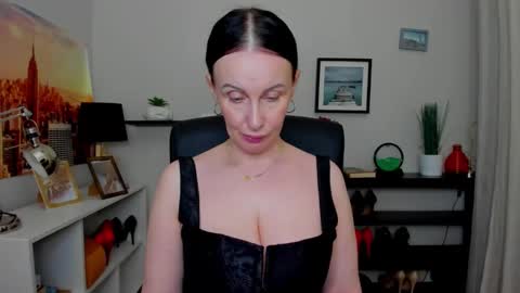 Jasmine online show from 10.16.25