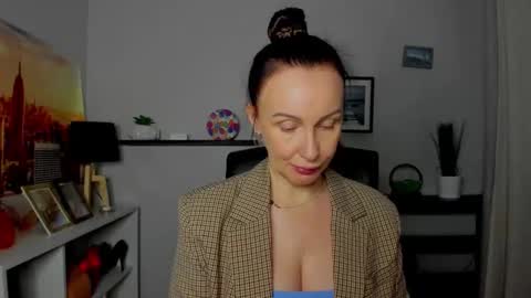 Jasmine online show from 10.23.25