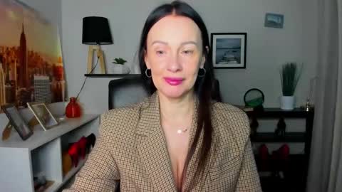 Jasmine online show from 12.23.25