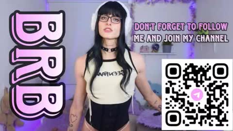 Snapshot of velvet_ludo chatting on 10.15.25 Call me Ludo  online show from 10.15.25
