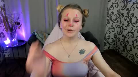 velvet_peach_ online show from 10.25.25