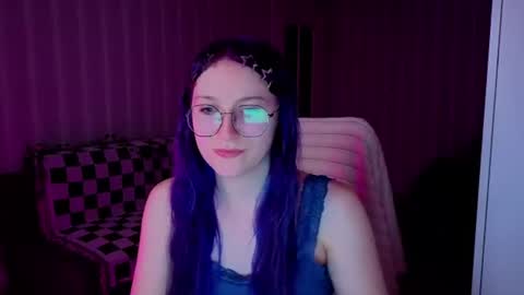 Snapshot of velvet_siren chatting on 06.18.26 Violet online show from 06.18.26
