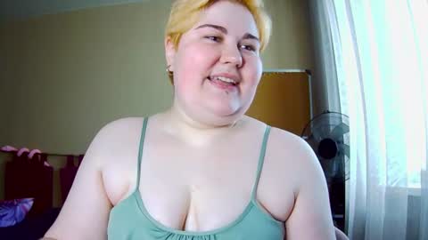 Snapshot of velvetcandy_ chatting on 07.30.26 velvetcandy_ online show from 07.30.26