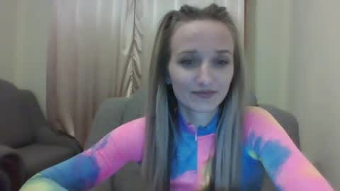 Snapshot of velvetintuition chatting on 05.19.26 velvetintuition online show from 05.19.26