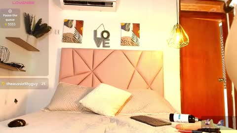 Velvet Nami online show from 02.18.26