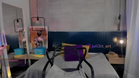 Snapshot of velvettease_ chatting on 06.05.26 velvettease_ online show from 06.05.26