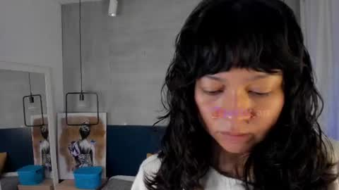 Snapshot of velvettease_ chatting on 06.16.26 velvettease_ online show from 06.16.26