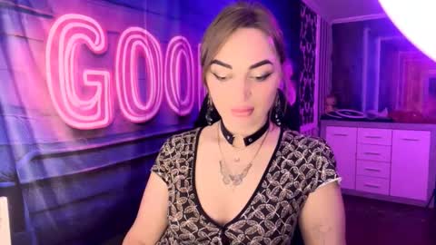 Snapshot of velvettouch4444 chatting on 02.19.26 MERYEM online show from 02.19.26