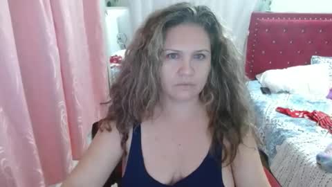 Snapshot of venecasexy44 chatting on 09.22.25 venecasexy44 online show from 09.22.25
