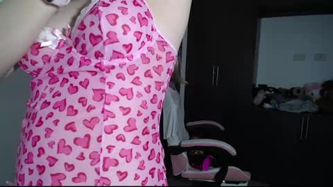 Snapshot of venelope1 chatting on 05.26.26 Venelope 3 online show from 05.26.26