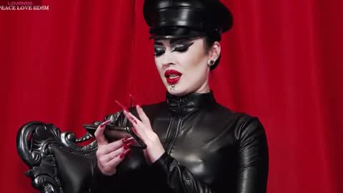 MISTRESS online show from 10.19.25