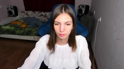 veneradi615 online show from 01.30.25