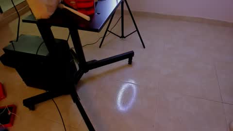 vennusasm1 online show from 10.24.25