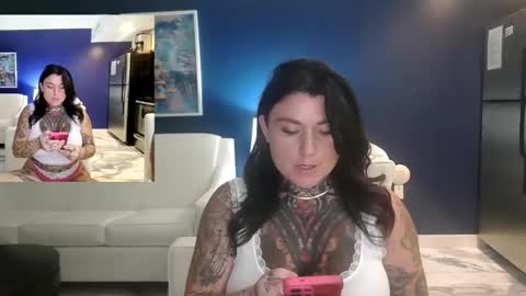 Snapshot of ventressinkbaby chatting on 11.22.25 VentressInk online show from 11.22.25