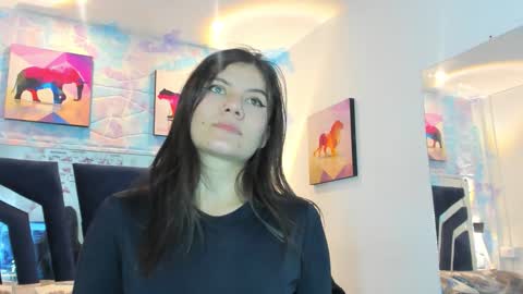 Vennus online show from 12.04.25