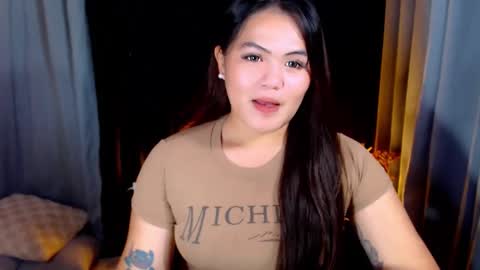 Snapshot of venus_colly chatting on 06.05.26 I am Colly Your mystery girl online show from 06.05.26