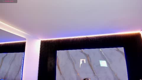Snapshot of venus_cooperr chatting on 06.20.26 Venus Cooperr online show from 06.20.26