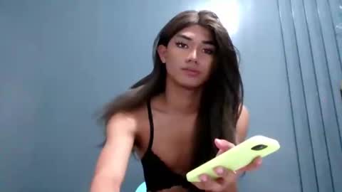 VenusDelicious online show from 12.21.25