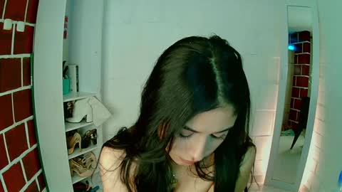 emily independent account  MY conextion 1100 GTM  to  17hr GTM online show from 01.06.25