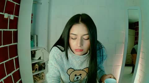 emily independent account  MY conextion 1100 GTM  to  17hr GTM online show from 01.07.25