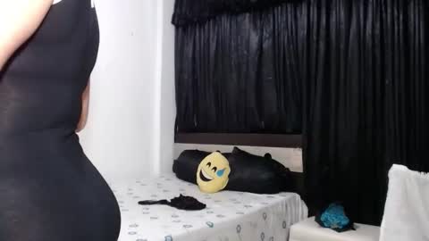 Snapshot of venus_menoza chatting on 03.23.26 venus_menoza online show from 03.23.26