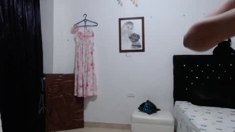 Snapshot of venus_menoza chatting on 04.04.26 venus_menoza online show from 04.04.26