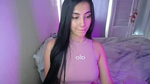 Snapshot of venus_starmodel chatting on 01.12.25 Venus online show from 01.12.25