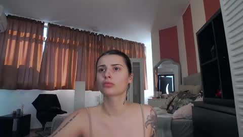 Snapshot of venusinylons chatting on 11.03.25 venusinylons online show from 11.03.25