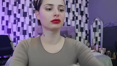 Snapshot of venusinylons chatting on 11.15.25 venusinylons online show from 11.15.25