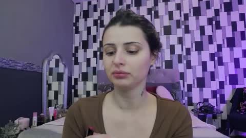 Snapshot of venusinylons chatting on 11.30.25 venusinylons online show from 11.30.25