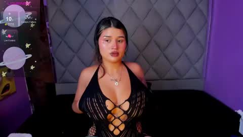 Venusowen  online show from 03.04.25