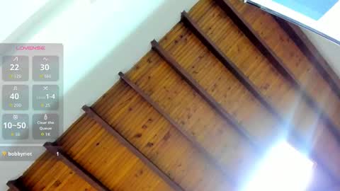 venuss09 online show from 09.25.25